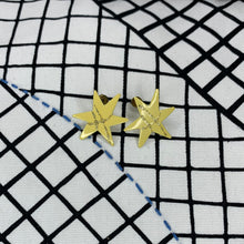 Load image into Gallery viewer, 1980s Bang Enamel Earrings
