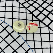 Load image into Gallery viewer, 1970s Handpainted Earrings
